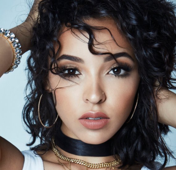 Tinashe, Singer, Portrait